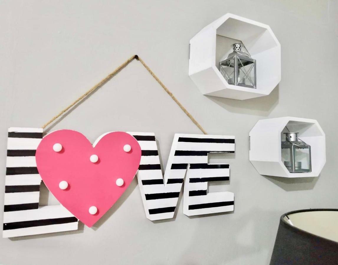Super Cute Hampton Suites Imus 외부 사진