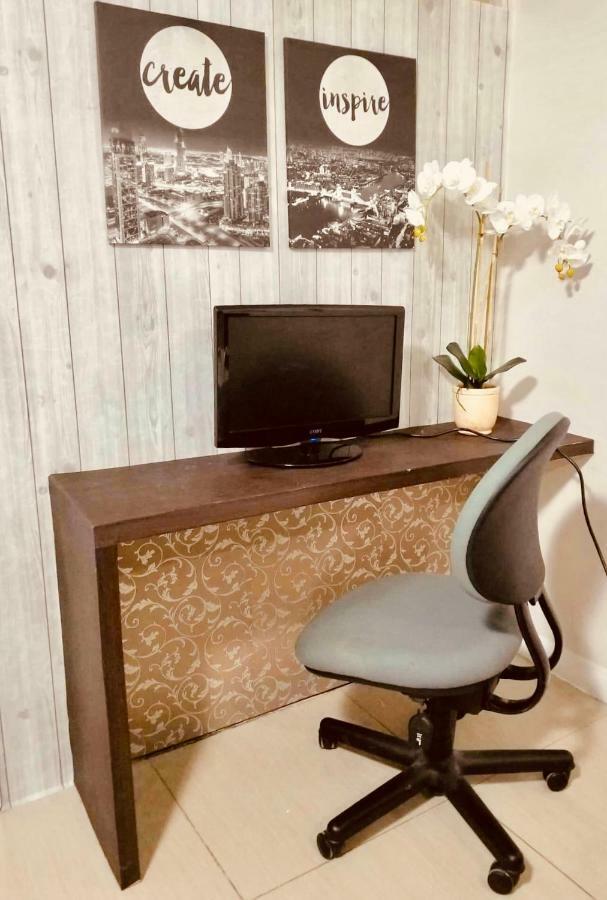 Super Cute Hampton Suites Imus 외부 사진